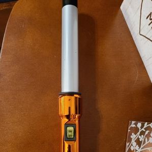 1" Bed Head curling Wand.